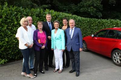 Der Generalsekretär der CDU Niedersachsen Ulf Thiele mit Mitgliedern des Kreisvorstandes, MdL a.D. Inse-Marie Ortgies und MdB Hans-Werner Kammer